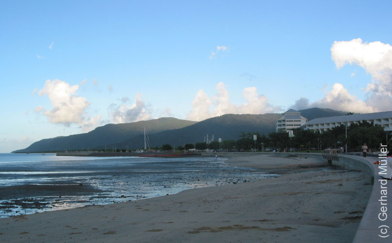 Cairns-002