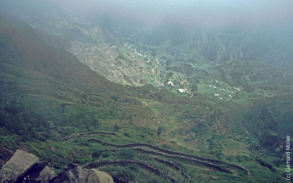 6_CapVerde_1994_Cova-Krater_013