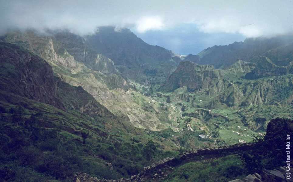6_CapVerde_1994_Cova-Krater_014