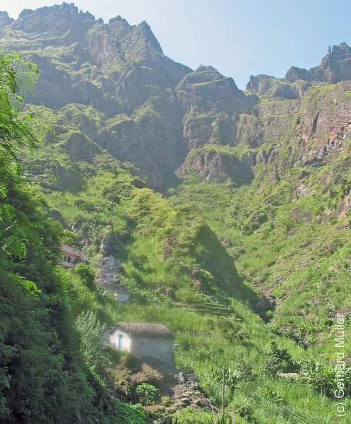 CapVerde_2003_0204