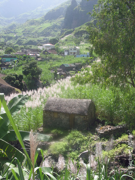 CapVerde_2003_0211