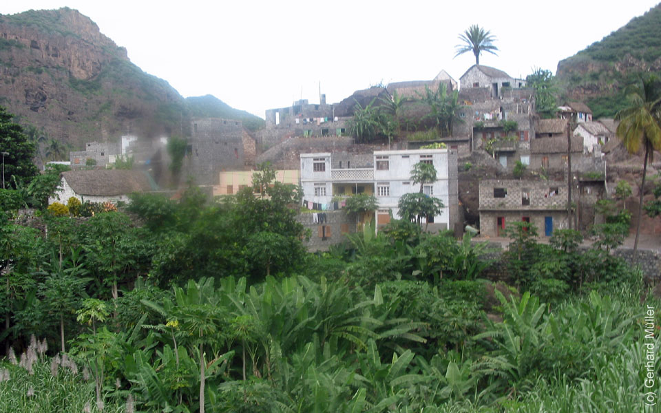 CapVerde_2003_0230