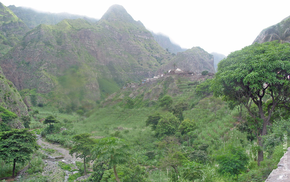 CapVerde_2003_0231