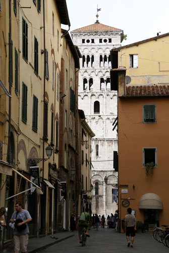 Lucca046